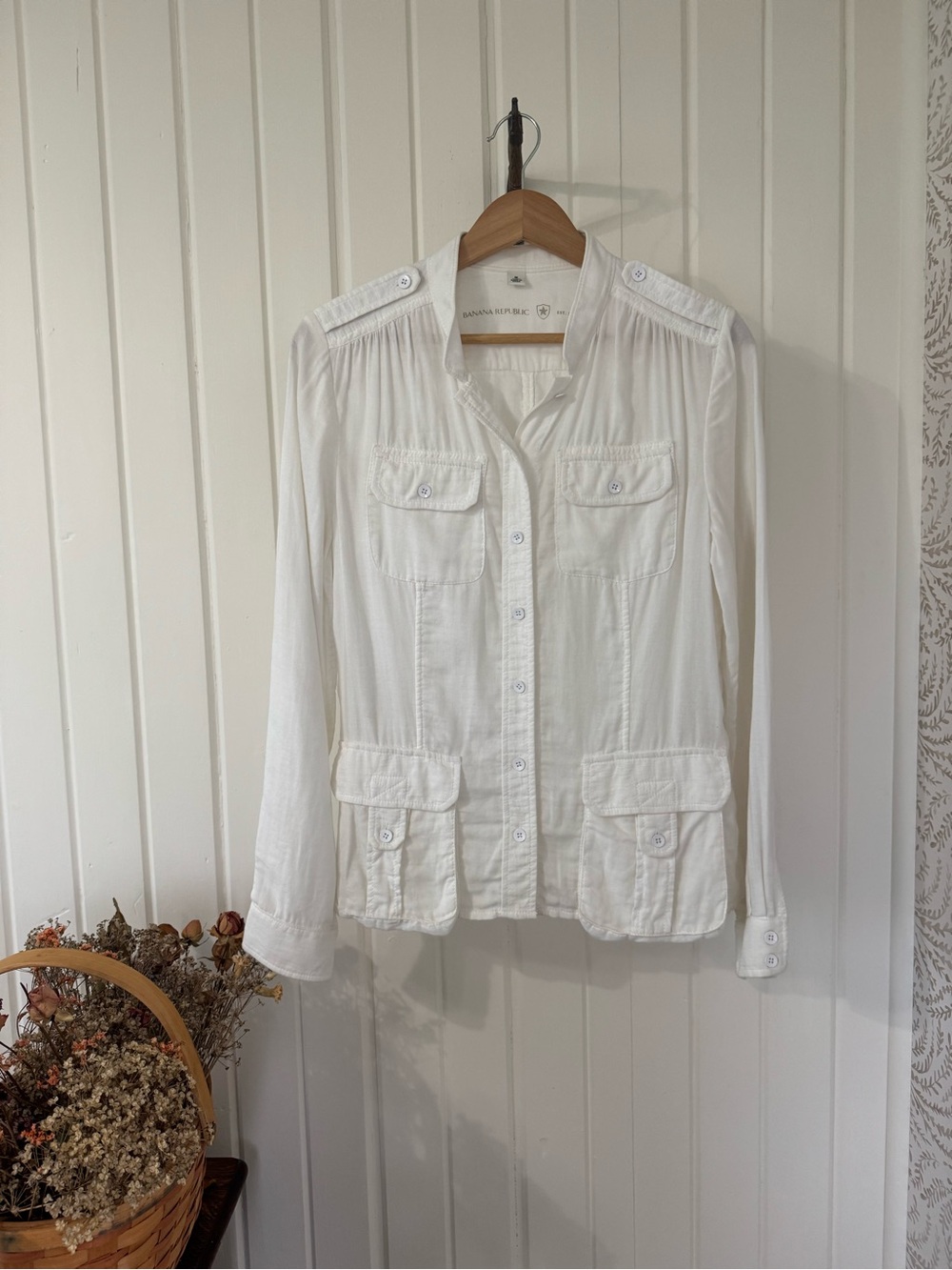 Soft White Cotton Utility Shirt Jacket | Lightweight Free-Spirited Style